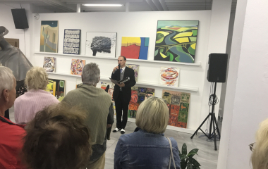 16.9.2021 Vernisáž výstavy, která byla věnována 30. výročí založení galerie Zlatý kříž. 