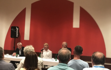 16.9.2021 Vystoupení současných významných osobností našeho politického a kulturně-společenského života, spojený s koncertem formace Jazzika a neformálním setkáním. Uváděl Mgr. Jiří Šesták, PhD.
