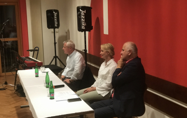 16.9.2021 Vystoupení současných významných osobností našeho politického a kulturně-společenského života, spojený s koncertem formace Jazzika a neformálním setkáním. Uváděl Mgr. Jiří Šesták, PhD.