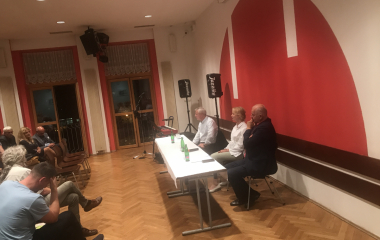 16.9.2021 Vystoupení současných významných osobností našeho politického a kulturně-společenského života, spojený s koncertem formace Jazzika a neformálním setkáním. Uváděl Mgr. Jiří Šesták, PhD.