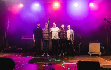 17.9.2022 V sobotu 17. září se konal v Písku druhý ročník festivalu vína.  Fanouškům dobrého vína se v Palackého sadech představilo dvacet pečlivě vybraných vinařství z Čech a Moravy.  Vystoupila Cimbálová muzika Alexandra Vrábela, skupina Like-it a DJ Meli. 